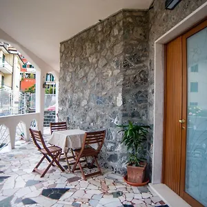 https://villa-mori.hotelitalianriviera.com