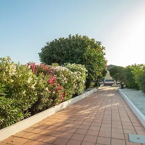 https://royal-playa-suite-and-apartament.sicilyhotelsitaly.net