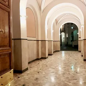 https://le-stanze-di-ottaviano.it-romehotels.com